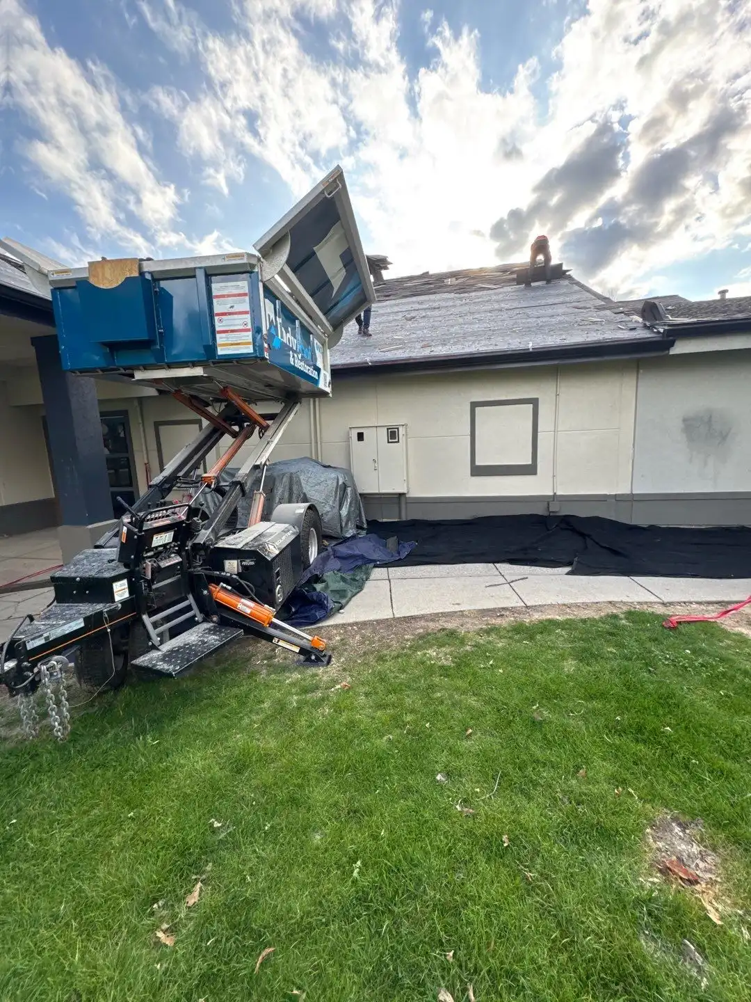 Commercial Roofing Lake Station: Repair and Replacement Cost